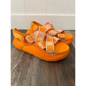 UGG LA Cloud Sport Sandals in vibrant orange sz 10